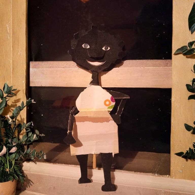 Títere de papel artesanal para niños - Taller de Iniciación Creativa Fundación Lucila Chica